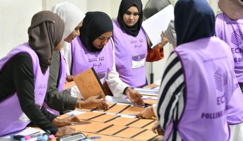 2019 ވަނަ އަހަރުގެ މަޖިލިސް އިންތިޚާބުގެ ތެރެއިން. ފޮޓޯ: މިހާރު