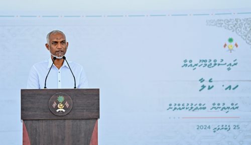 ރައީސް ޑރ މުޙައްމަދު މުޢިއްޒު. ފޮޓޯ: ރައީސް އޮފީސް