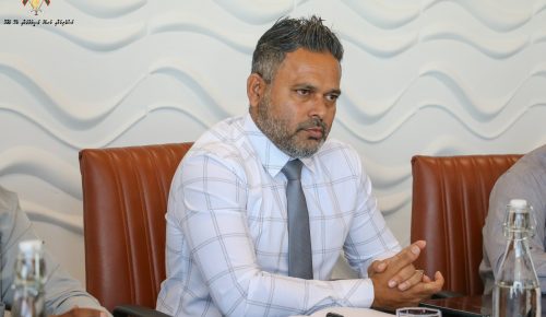 މަސްވެރިކަމާއި ބެހޭ ވަޒީރު އަހްމަދު ޝިޔާމް. ފޮޓޯ: މަސްވެރިކަމާއި ބެހޭ ވުޒާރާ