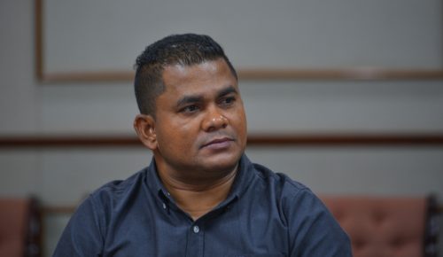 މެމްބަރު ޝާހިދު