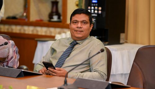 ޓްރާންސްޕޯޓް މިނިސްޓަރ މުހައްމަދު އަމީން. ފޮޓޯ: ރައީސް އޮފީސް